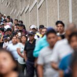 peru:-esquerda-enfrenta-fujimori-em-2o-turno-apos-apuracao-tumultuada