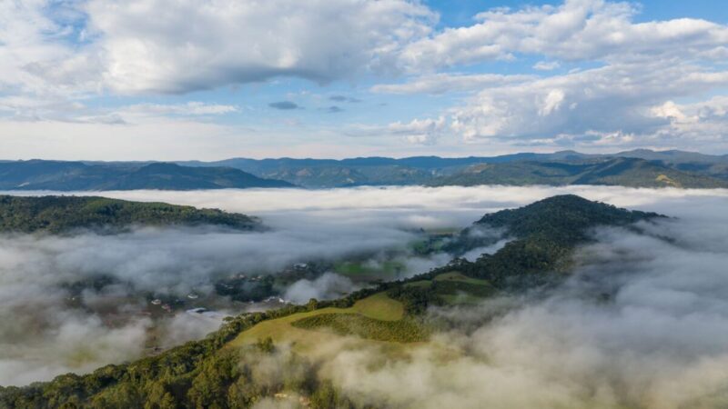 Santa Catarina registra geadas e temperaturas negativas e feio permanece no início desta semana