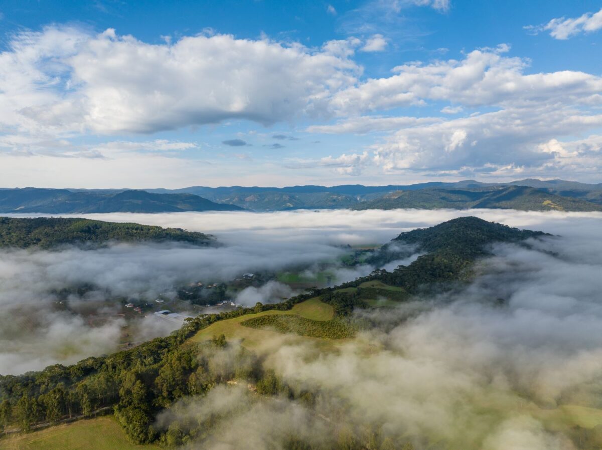 Santa Catarina registra geadas e temperaturas negativas e feio permanece no início desta semana