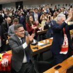 comissao-aprova-relatorio-de-pec-que-acaba-com-escala-6x1