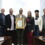 escola-angelo-ize-e-homenageada-com-mocao-de-aplauso-na-camara-de-forquilhinha