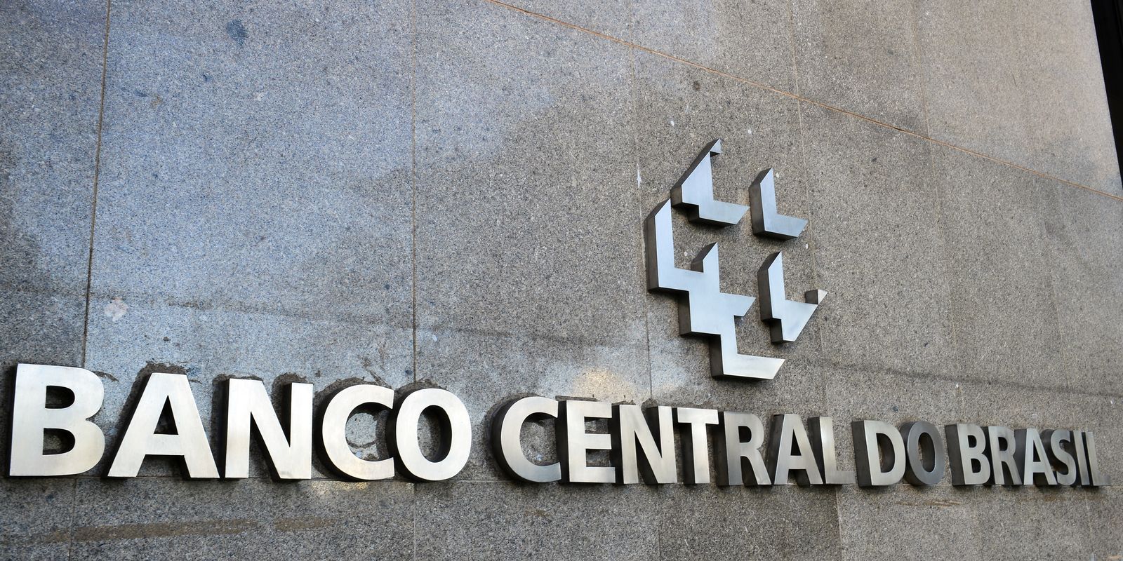 bc-exigira-auditoria-independente-de-empresas-de-cripto