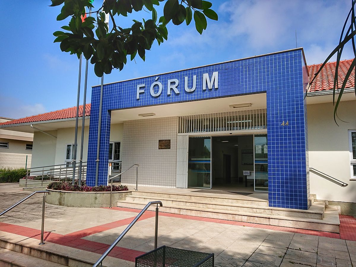 Homem condenado por tráfico de drogas é preso no Fórum de Forquilhinha