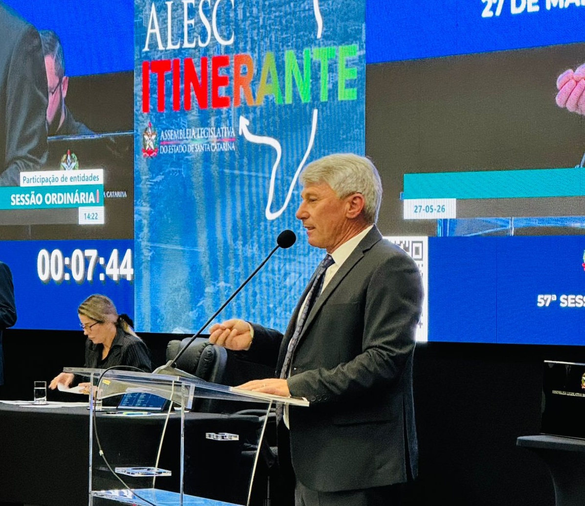 Presidente Paulinho Souza destaca investimentos em Araranguá durante Sessão Itinerante da Alesc