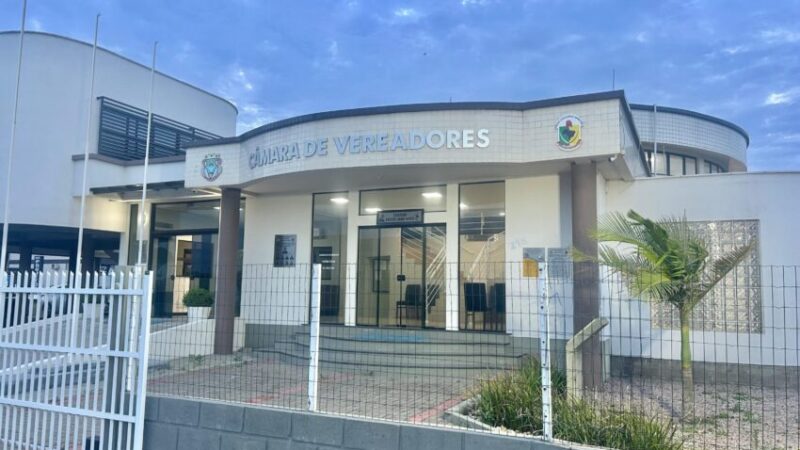 Câmara de Vereadores de Balneário Arroio do Silva apoia Campanha do Agasalho da Rede Feminina de Combate ao Câncer