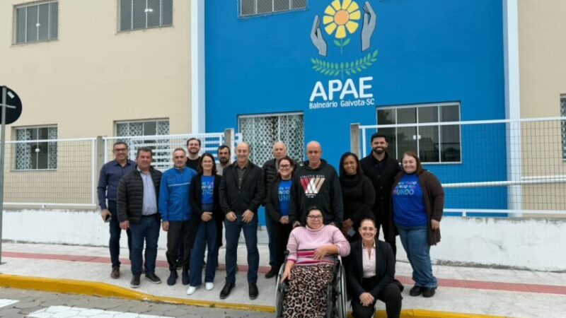 Zé Milton visita APAE de Balneário Gaivota e reforça apoio para ampliação dos atendimentos