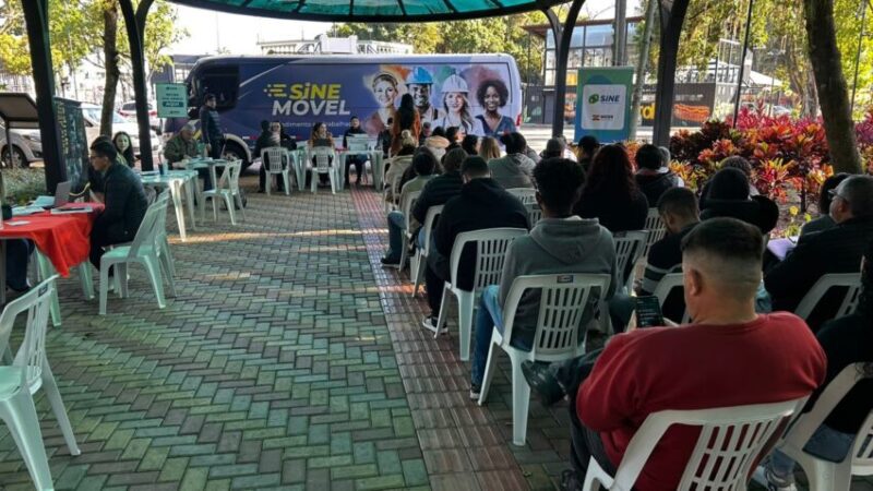 SINE Móvel oferece vagas de emprego e atendimento gratuito em Araranguá