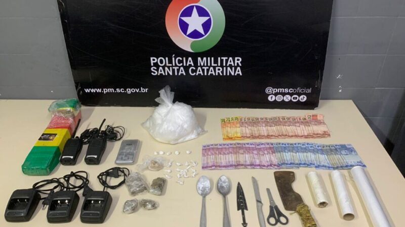 Polícia Militar apreende grande quantidade de cocaína, crack e maconha na Cidade Alta