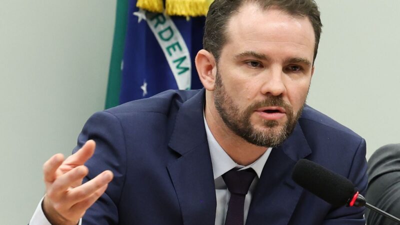 Durigan afirma que Pix não está na mesa de negociação com EUA