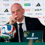 infantino-lamenta-entrada-negada-pelos-eua-a-arbitro:-‘nao-somos-reis-do-mundo’