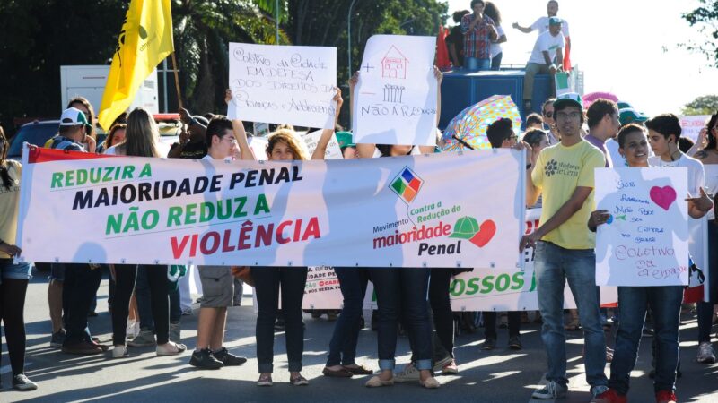 Entidades criticam projeto que reduz maioridade penal aprovado na CCJ