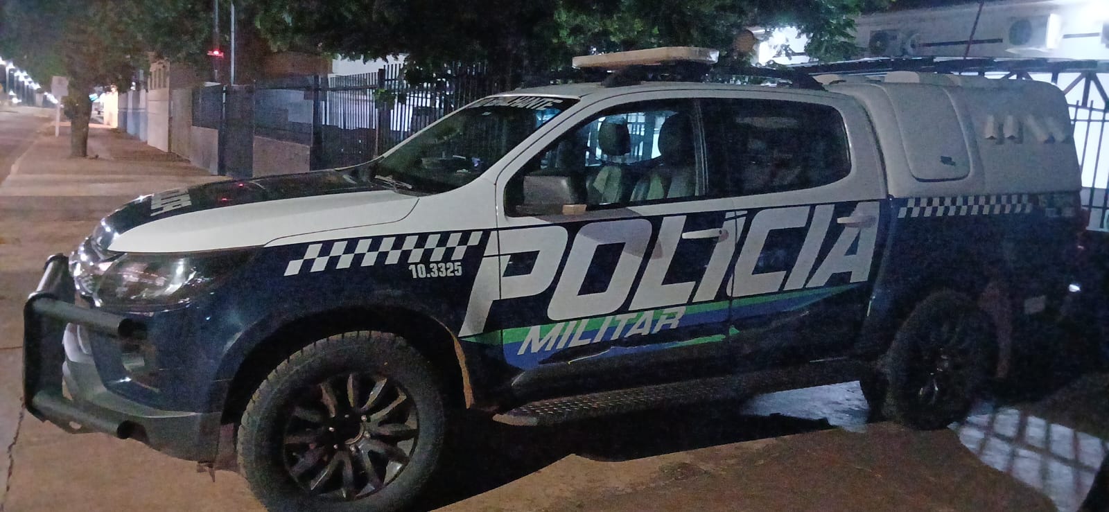 Mulher recusa sexo e ex-marido arremessa móveis na rua em Campo Grande – Folha de Dourados – Notícias de Dourados-MS e região