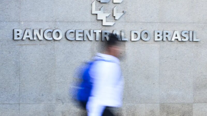 Copom avalia indicadores econômicos e decide sobre Selic