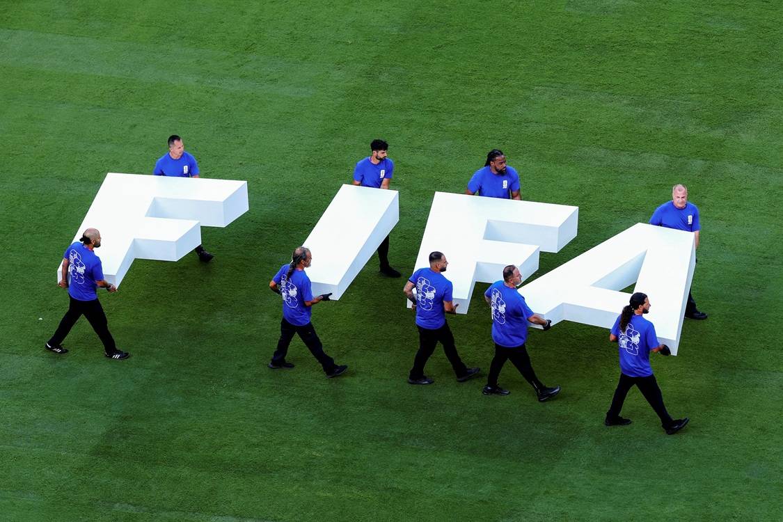 Nada é perfeito: Gramado inovador causa estranheza a jogadores da Copa do Mundo