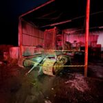 incendio-atinge-escavadeira-em-empresa-de-sideropolis-–-sideropolis-noticias
