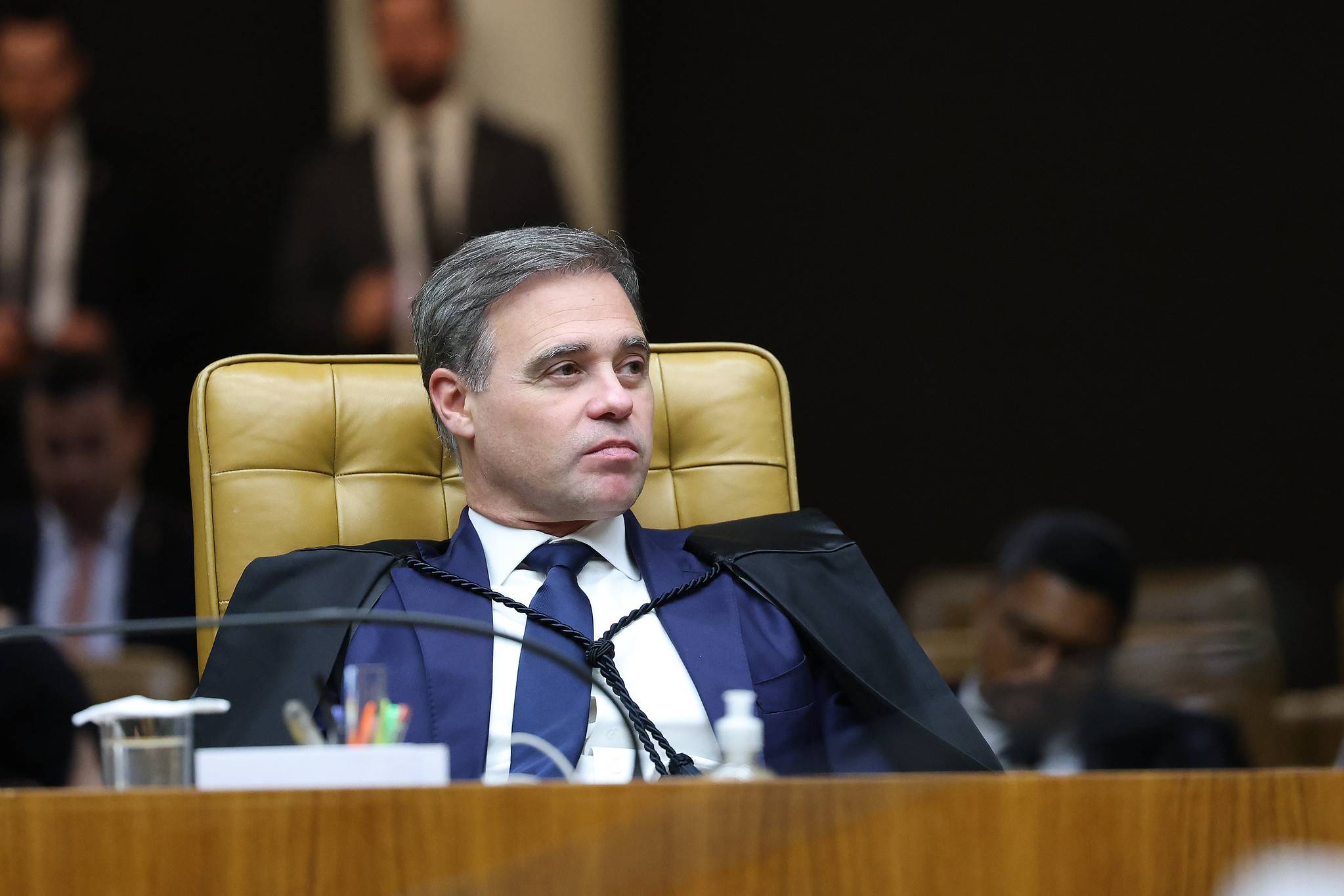 entorno-de-mendonca-ve-criticas-de-gilmar-como-tentativa-de-abalar-caso-master