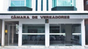 Além do subsídio, vereadores de Maracajá propõem receber auxílio-alimentação de R$ 1,8 mil em dinheiro