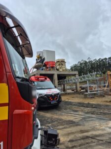Trabalhador fica preso em máquina industrial e mobiliza equipes de resgate em Maracajá