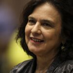 nisia-trindade-lanca-livro-sobre-bastidores-da-covid-19