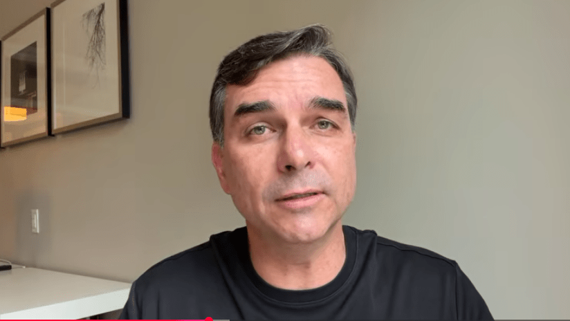 flavio-bolsonaro-cobra-governo-lula-por-sobretaxa-da-china-sobre-carne-brasileira