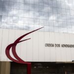 oab-pede-que-stf-autorize-comunicacao-entre-flavio-e-jair-bolsonaro