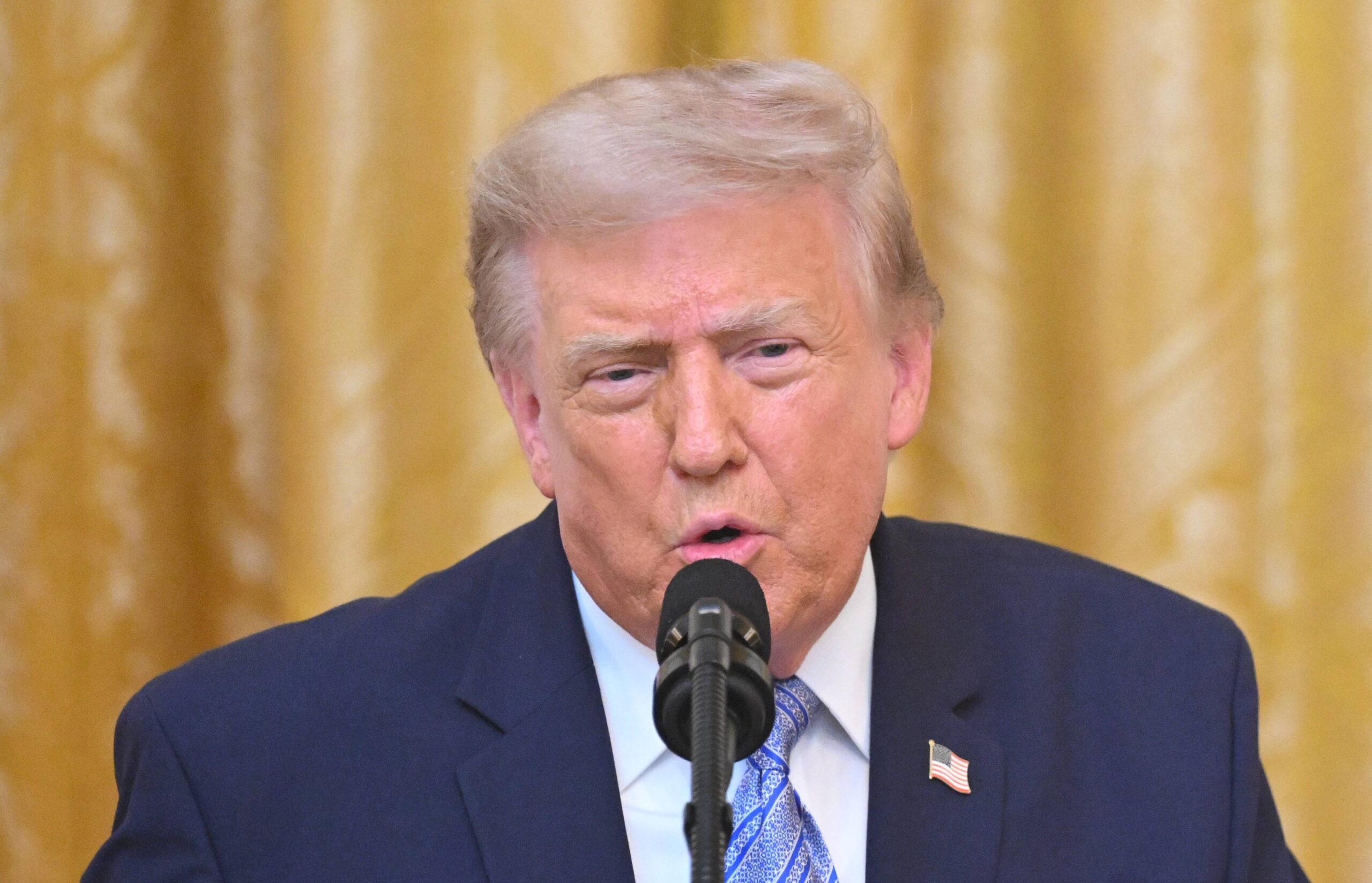 trump-alerta-para-risco-de-governo-parar-e-faz-apelo-por-votacoes-no-congresso
