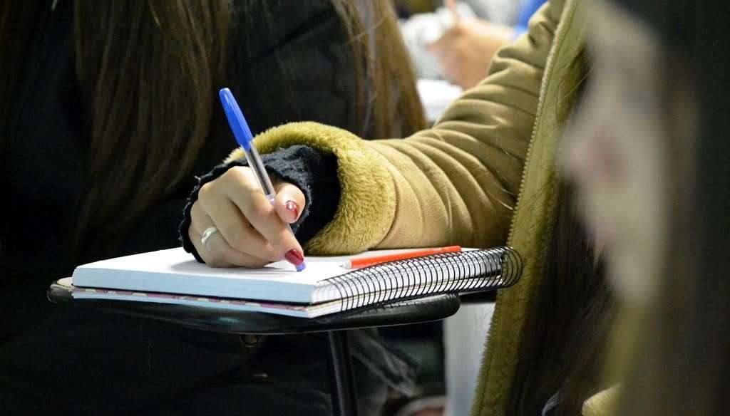 renovacao-do-auxilio-educacao-do-ensino-superior-deve-ser-feita-ate-esta-sexta-feira-em-forquilhinha