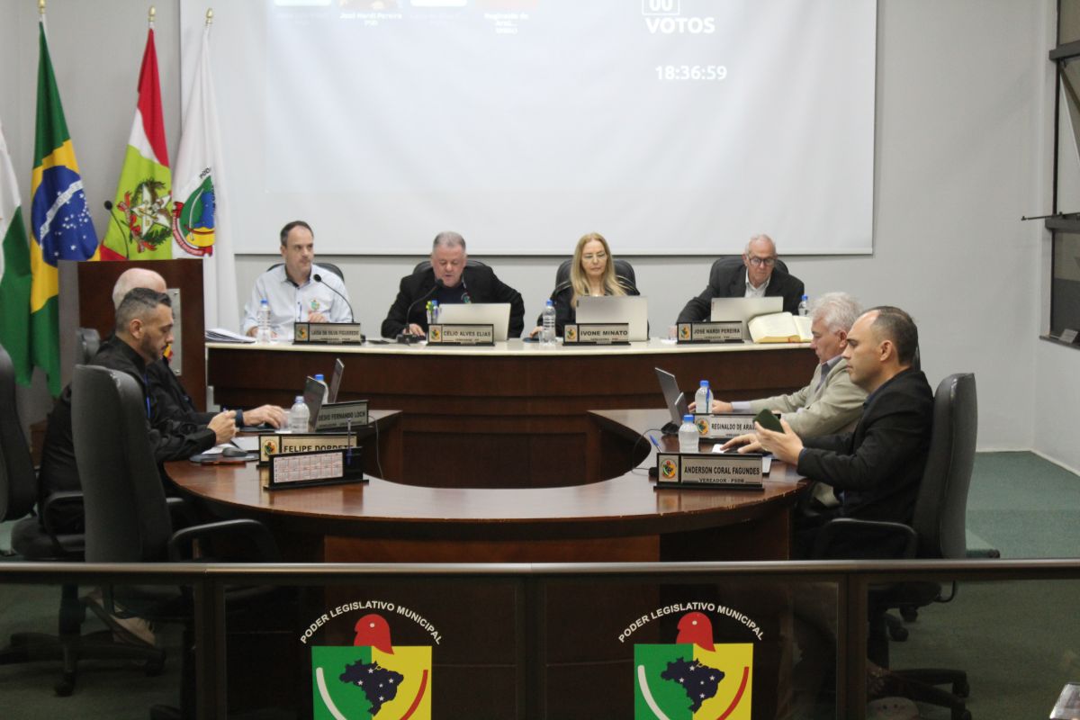 camara-de-forquilhinha-recebe-indicacao-para-criacao-de-recepcao-pediatrica-no-novo-hospital-e-oculos-com-ia-para-deficientes-visuais