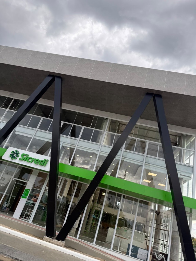 sicredi-sul-sc-inaugura-agencia-em-meleiro-–-sideropolis-noticias