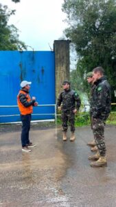 Exército Brasileiro e Defesa Civil realizam megasimulado de emergência em Araranguá com viaturas e resgate